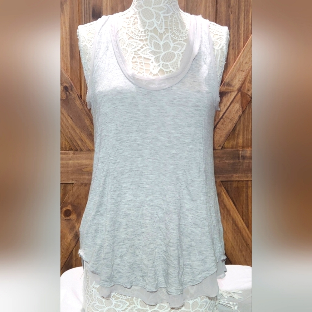 3 for $30* Banana Republic Layered Tank Sz M